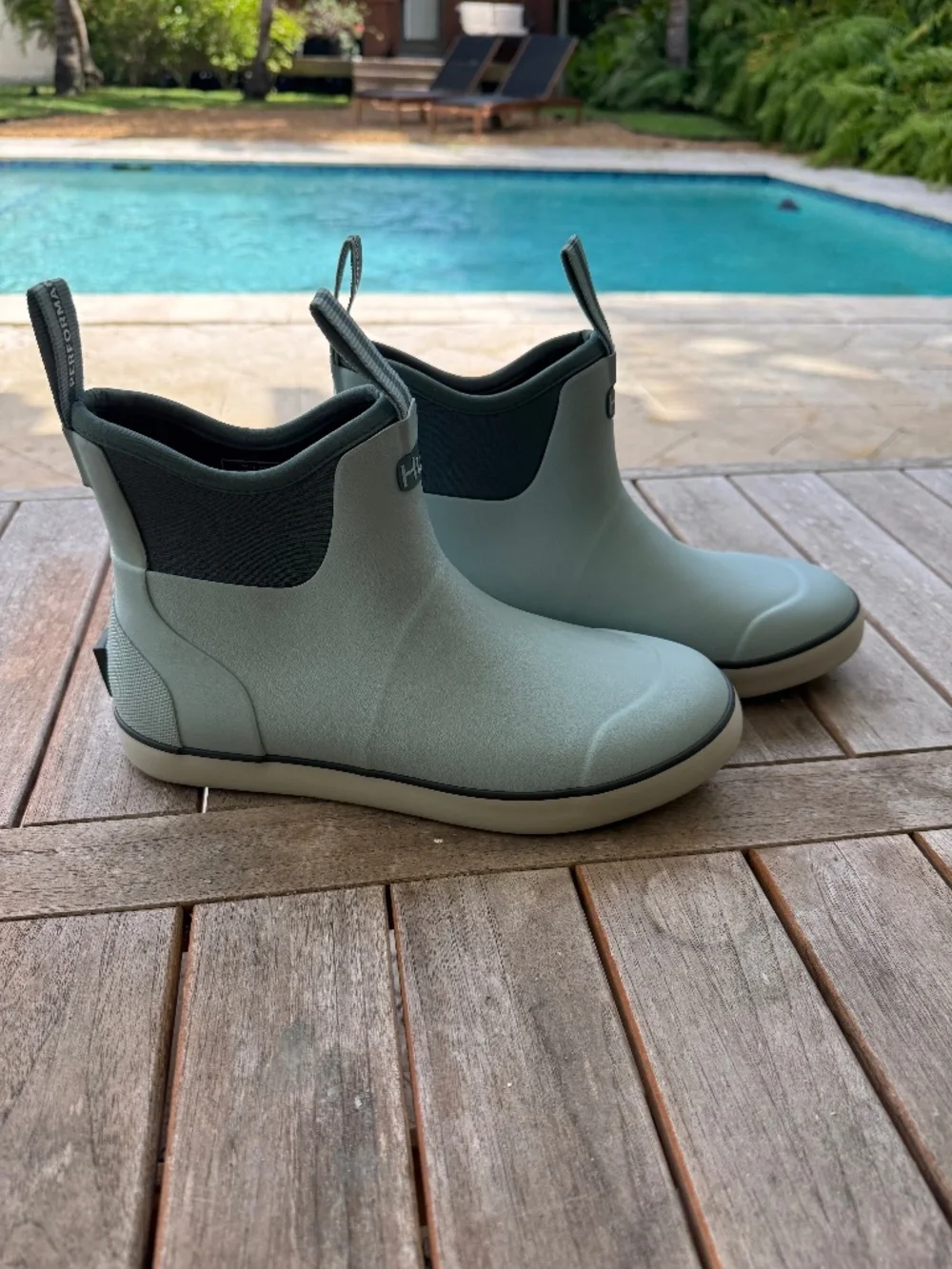 HUK Womens Rogue Wave Boots